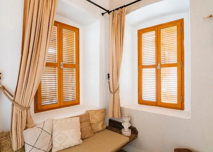 Notarius Hotel 4*